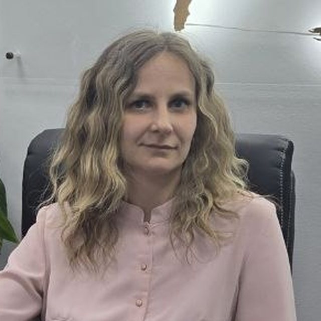 Елена Курашова